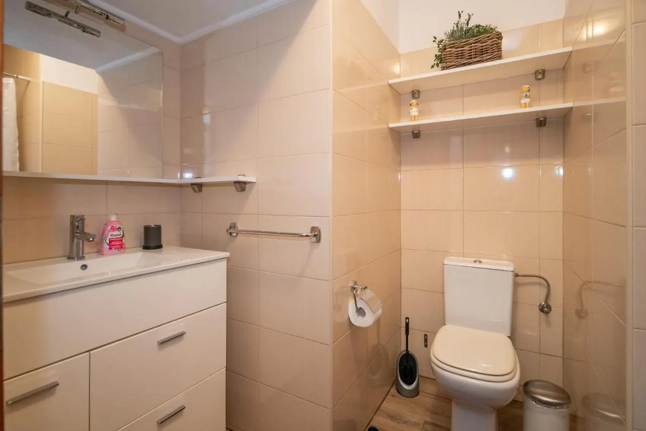 Apartment Apartmani Mara Pakostane