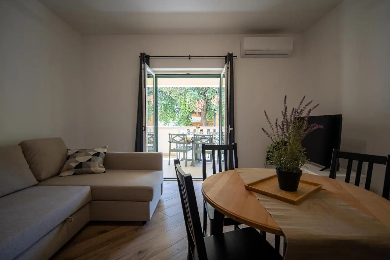 Appartamento Apartmani Mara Pakoštane