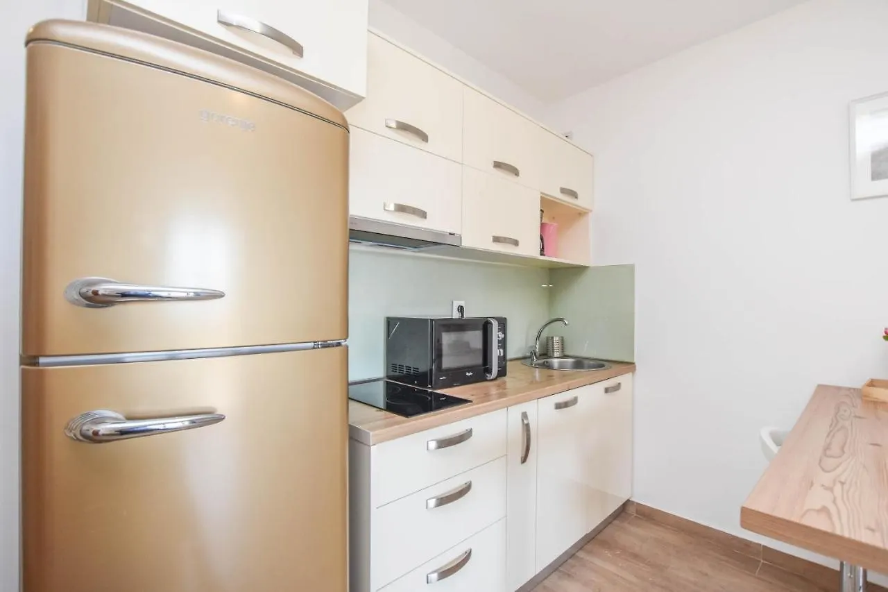 Appartamento Apartmani Mara Pakoštane