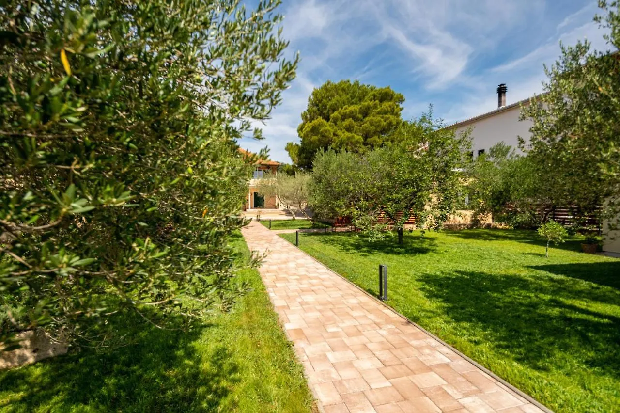 Apartmani Mara Pakostane Croatia